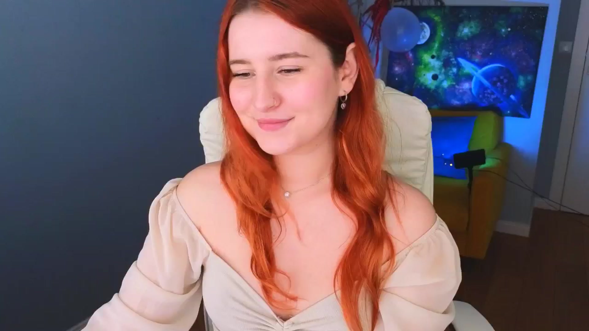 Gallery image thumbnail from Moonlight_'s myfreecams stream on, 04/01/2025, 15:21 image 12 of 20