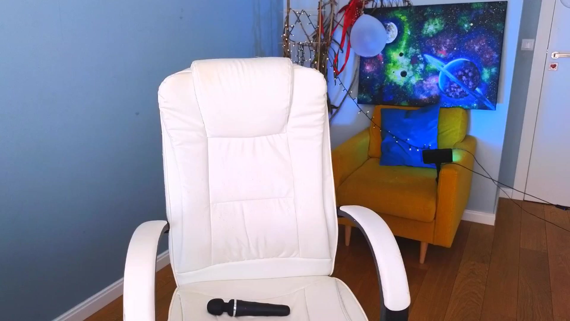 Gallery image thumbnail from Moonlight_'s myfreecams stream on, 04/20/2025, 13:32 image 11 of 20