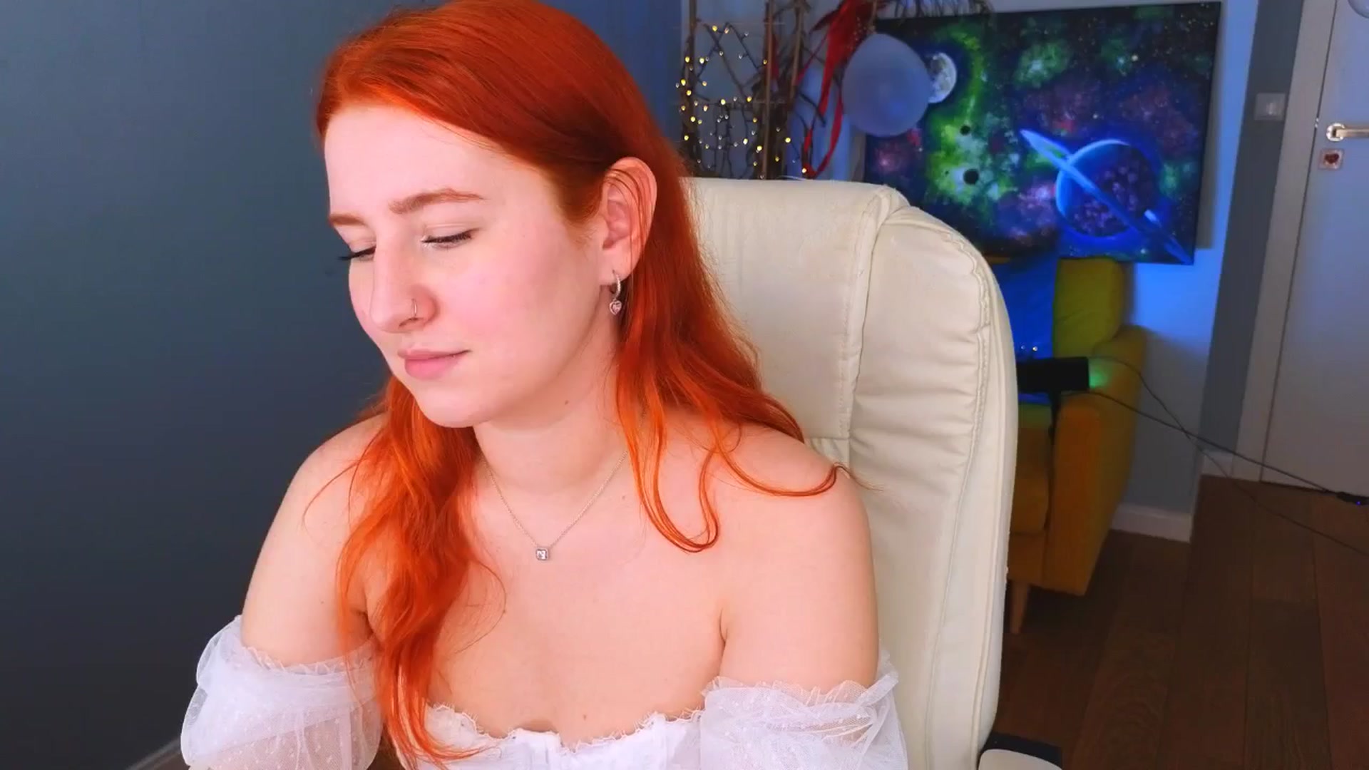 Gallery image thumbnail from Moonlight_'s myfreecams stream on, 04/20/2025, 13:32 image 1 of 20