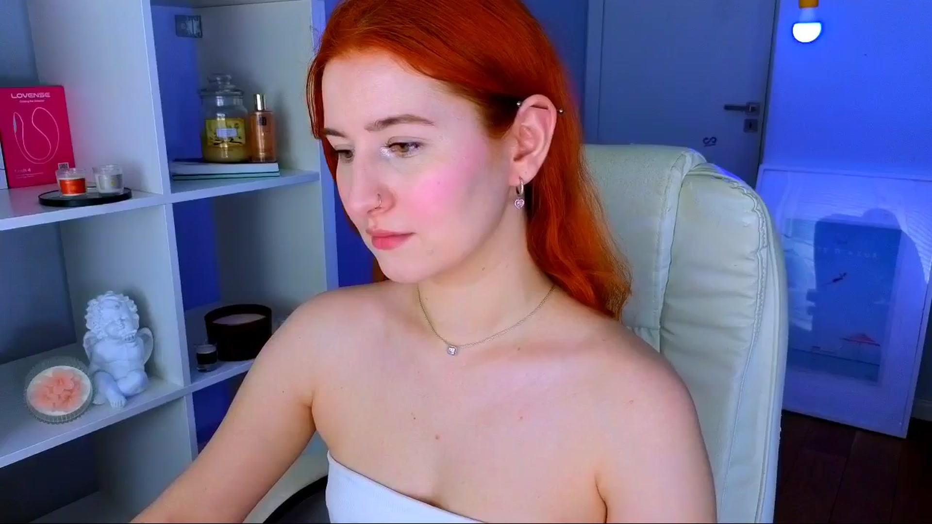 Gallery image thumbnail from Moonlight_'s myfreecams stream on, 01/06/2026, 14:53 image 17 of 20