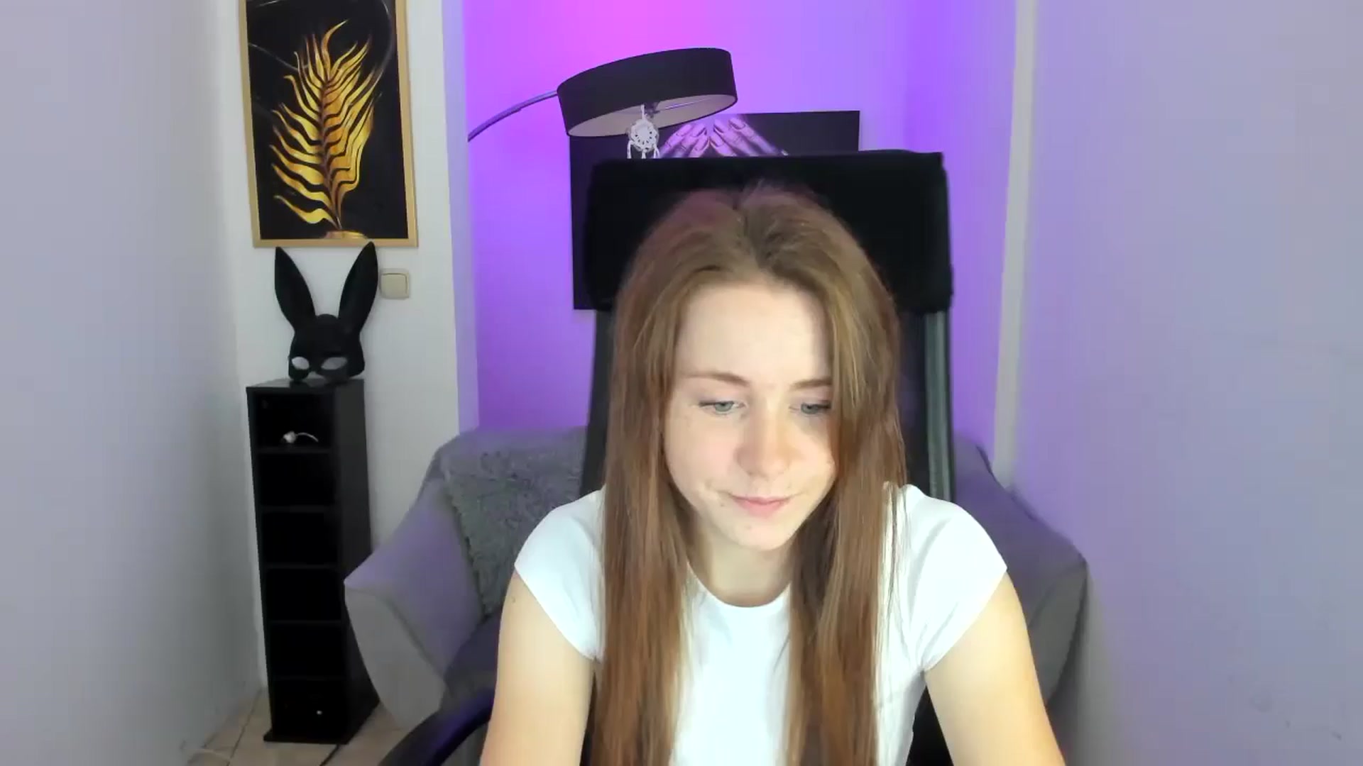 Gallery image thumbnail from Moonshinee's myfreecams stream on, 11/09/2024, 16:00 image 1 of 20