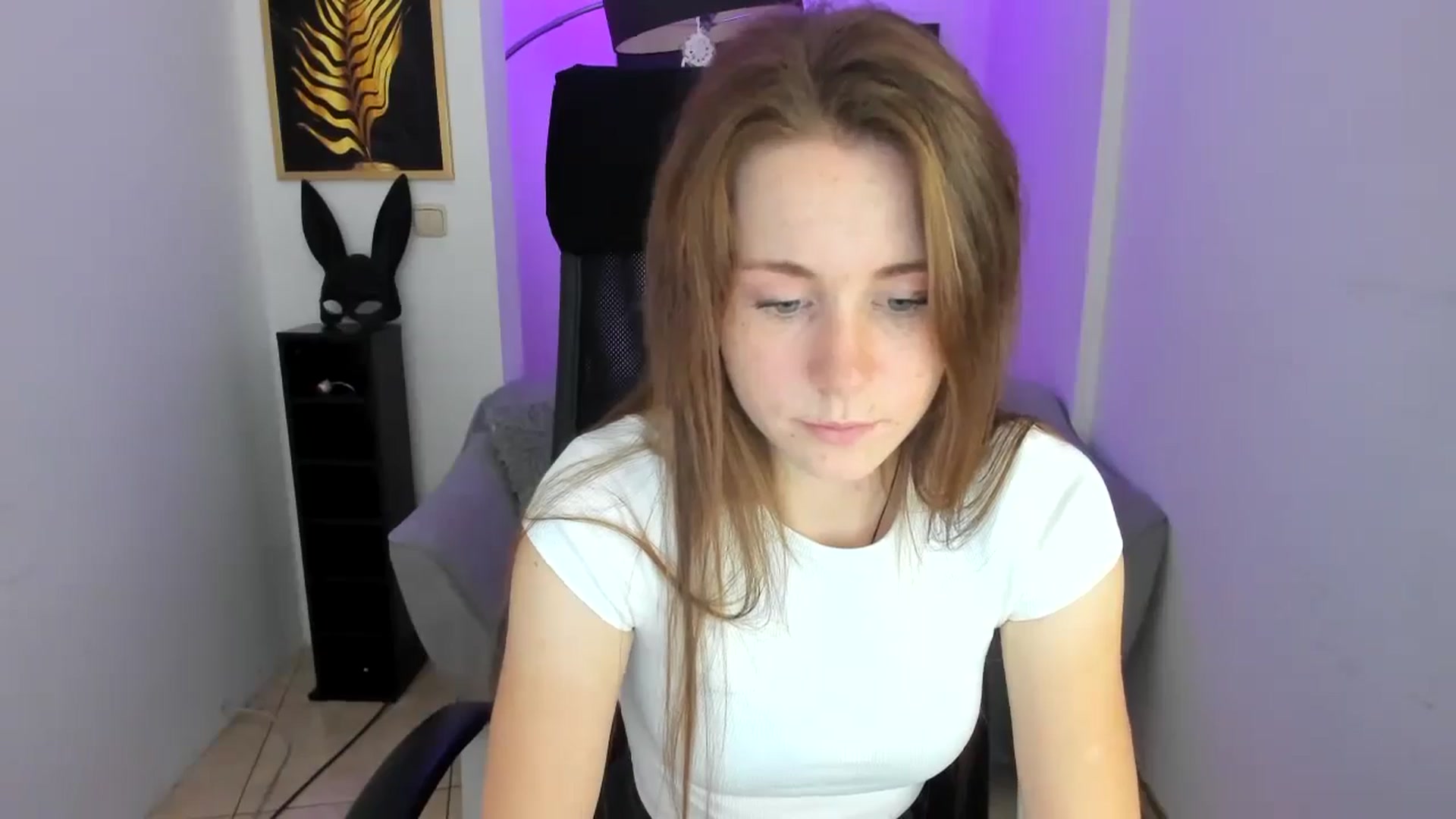 Gallery image thumbnail from Moonshinee's myfreecams stream on, 11/09/2024, 16:56 image 18 of 20