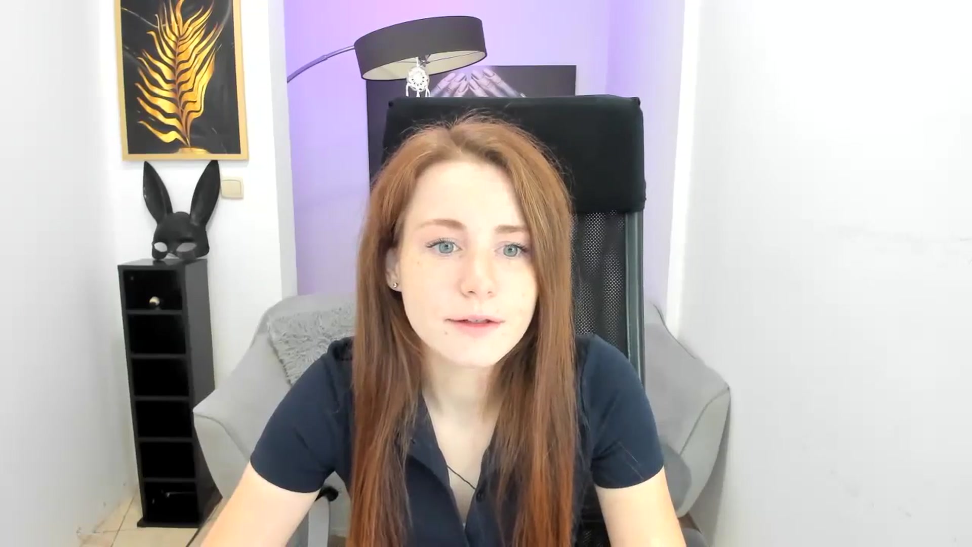 Gallery image thumbnail from Moonshinee's myfreecams stream on, 11/13/2024, 13:19 image 2 of 20