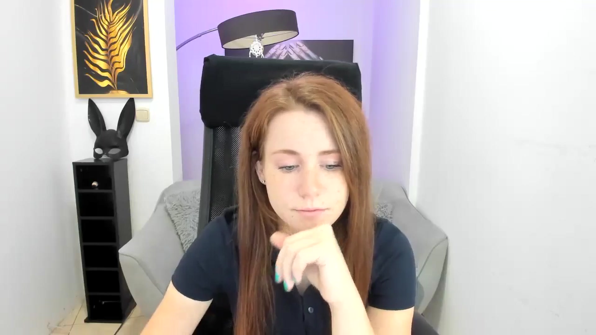 Gallery image thumbnail from Moonshinee's myfreecams stream on, 11/13/2024, 13:19 image 11 of 20