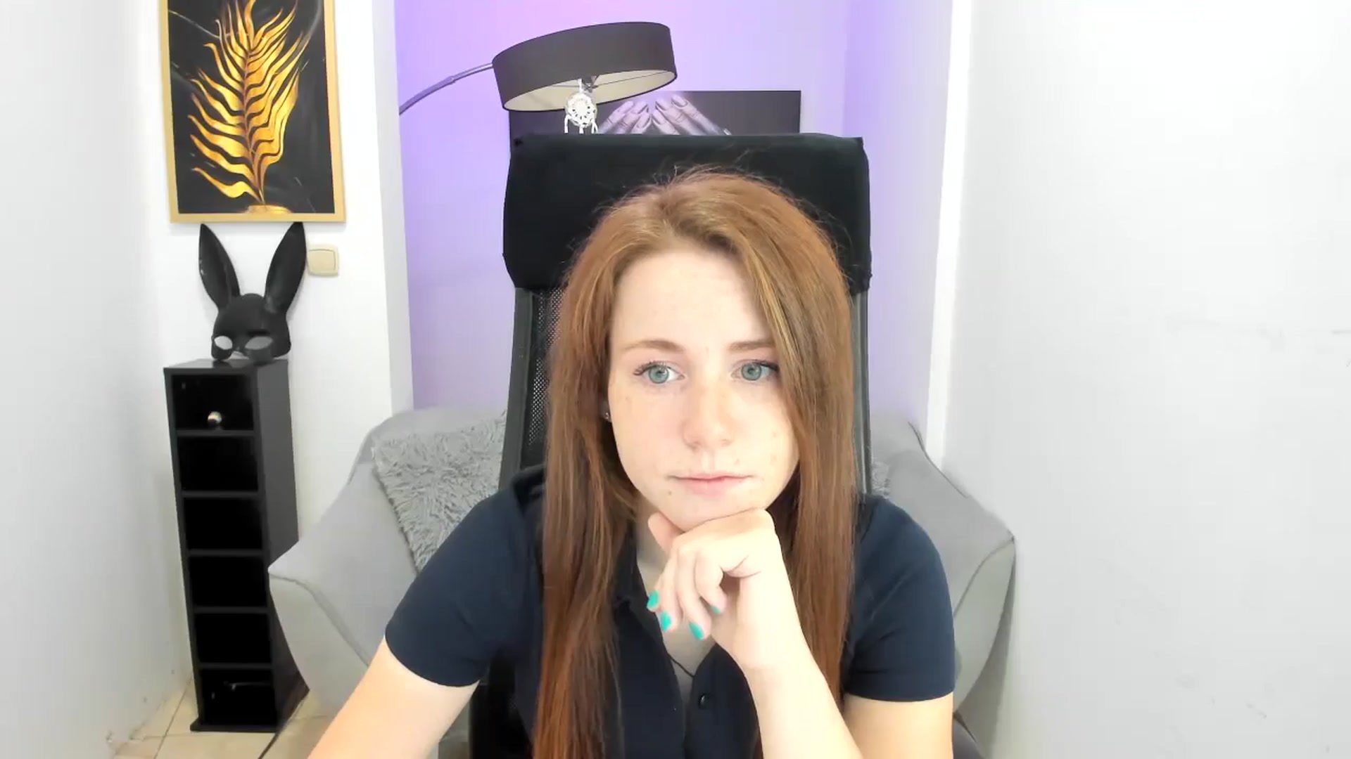 Gallery image thumbnail from Moonshinee's myfreecams stream on, 11/13/2024, 13:19 image 10 of 20
