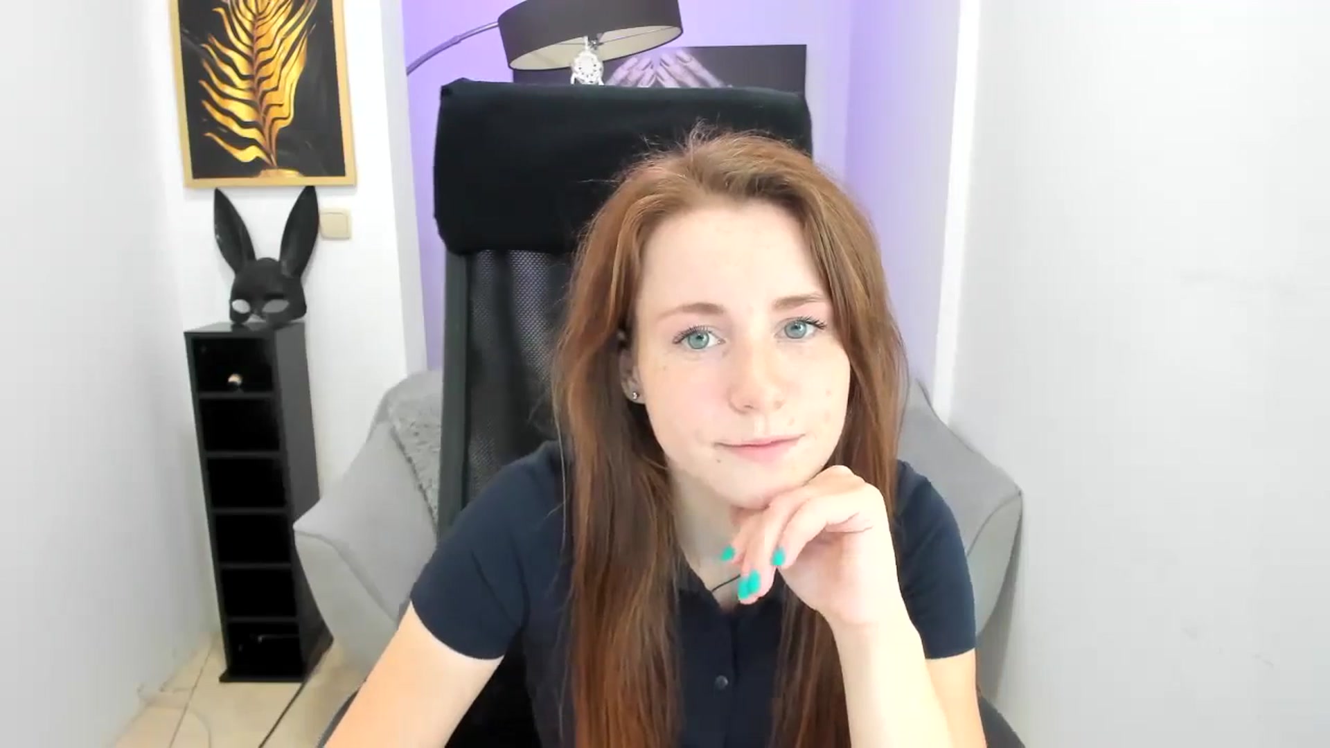 Gallery image thumbnail from Moonshinee's myfreecams stream on, 11/13/2024, 14:35 image 12 of 20