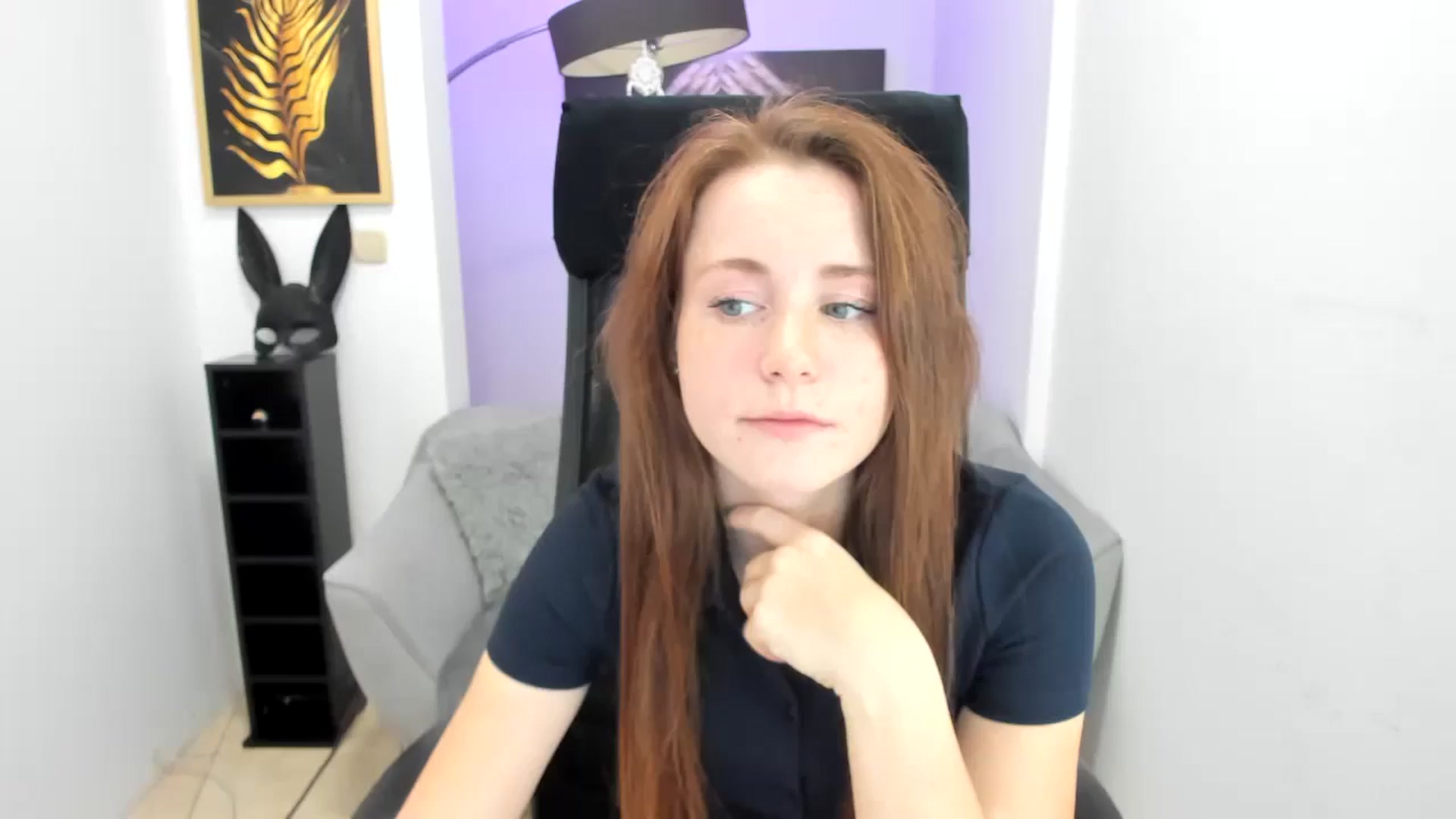 Gallery image thumbnail from Moonshinee's myfreecams stream on, 11/13/2024, 15:16 image 9 of 20
