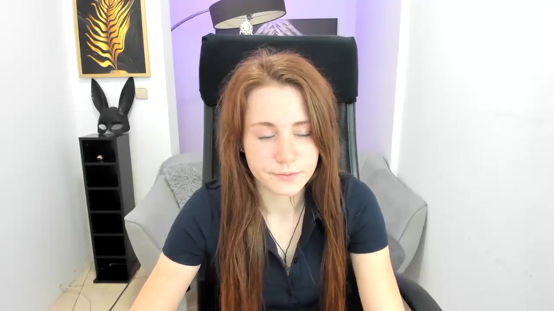 Gallery image thumbnail from Moonshinee's myfreecams stream on, 11/13/2024, 15:48 image 2 of 20