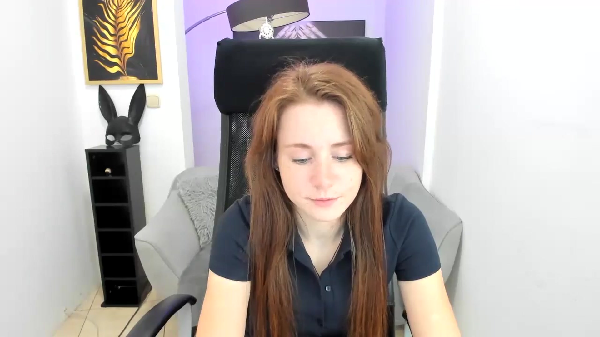 Gallery image thumbnail from Moonshinee's myfreecams stream on, 11/13/2024, 17:19 image 13 of 20