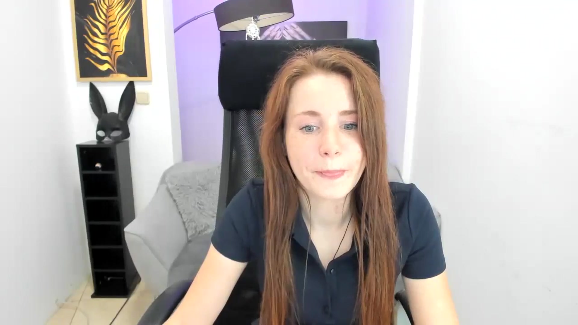 Gallery image thumbnail from Moonshinee's myfreecams stream on, 11/13/2024, 18:54 image 10 of 20