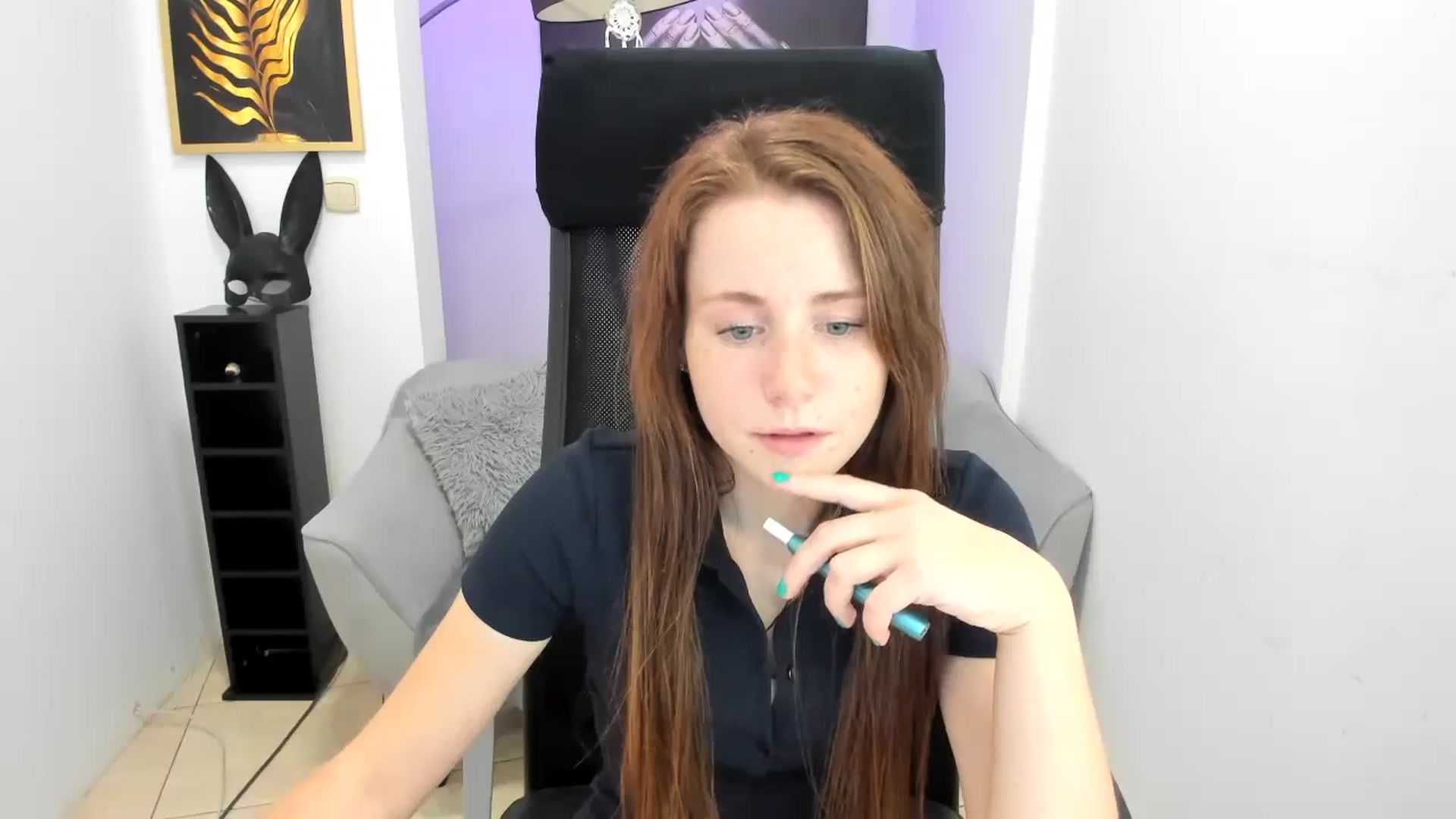 Gallery image thumbnail from Moonshinee's myfreecams stream on, 11/13/2024, 20:26 image 6 of 20