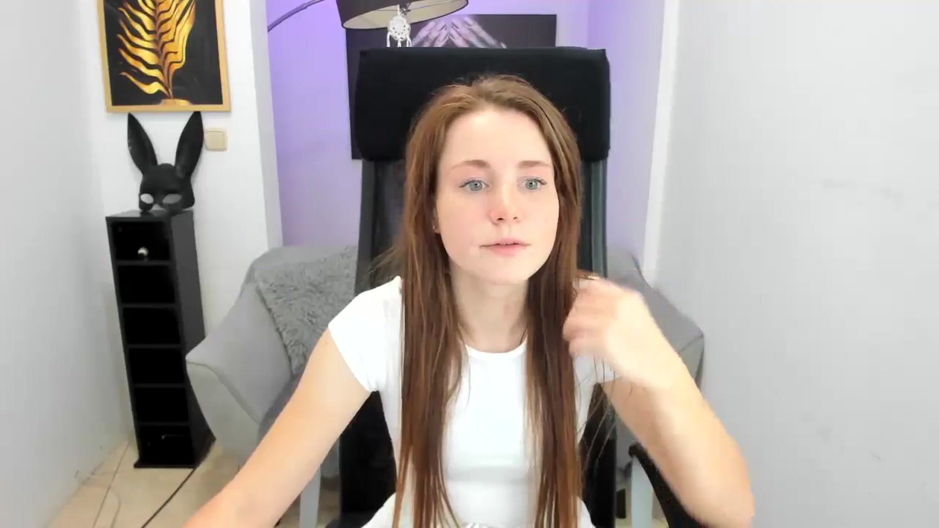 Gallery image thumbnail from Moonshinee's myfreecams stream on, 11/14/2024, 15:03 image 8 of 20