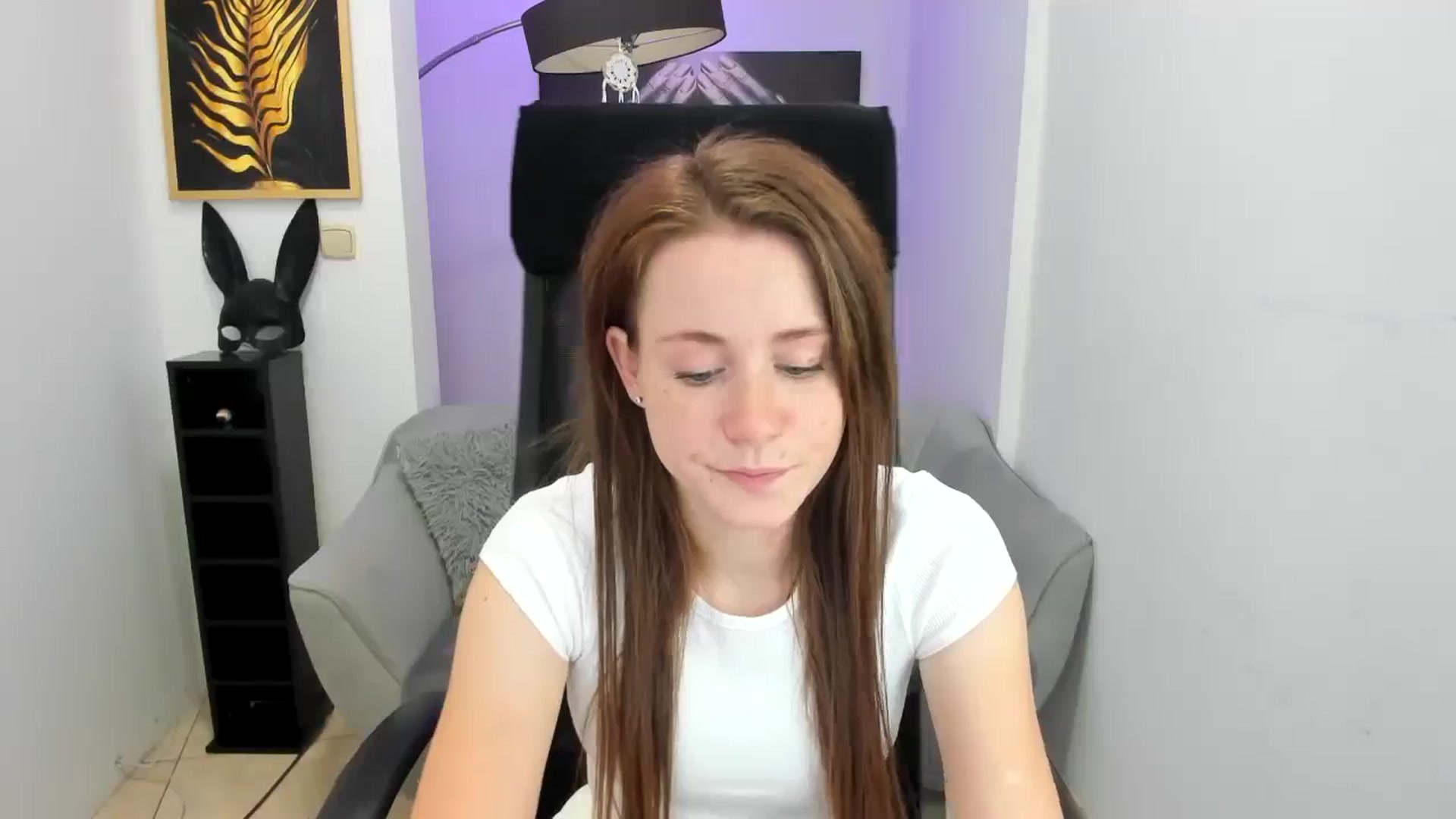Gallery image thumbnail from Moonshinee's myfreecams stream on, 11/14/2024, 15:35 image 7 of 20