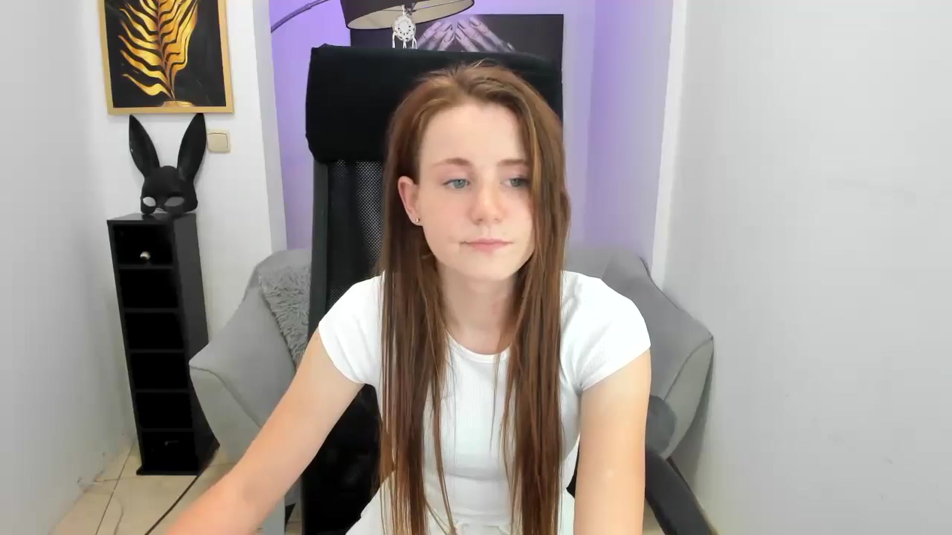 Gallery image thumbnail from Moonshinee's myfreecams stream on, 11/14/2024, 20:31 image 8 of 20