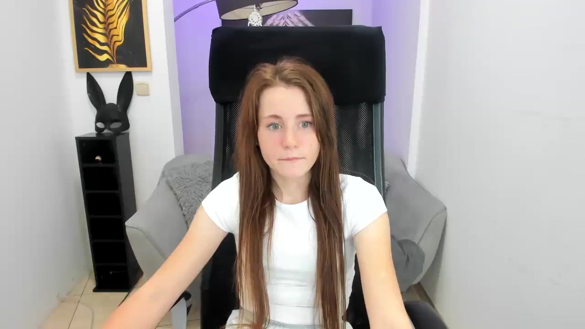 Gallery image thumbnail from Moonshinee's myfreecams stream on, 11/16/2024, 19:26 image 2 of 20