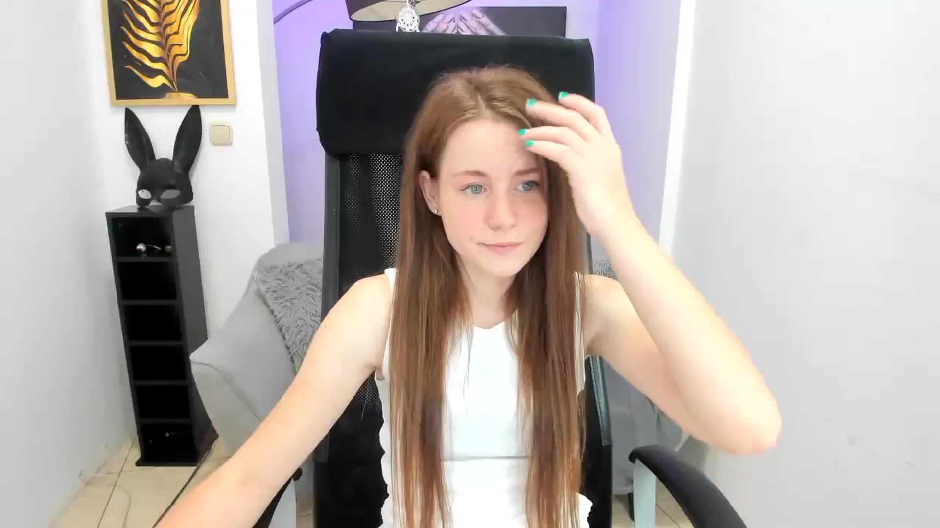 Gallery image thumbnail from Moonshinee's myfreecams stream on, 11/23/2024, 14:54 image 1 of 20