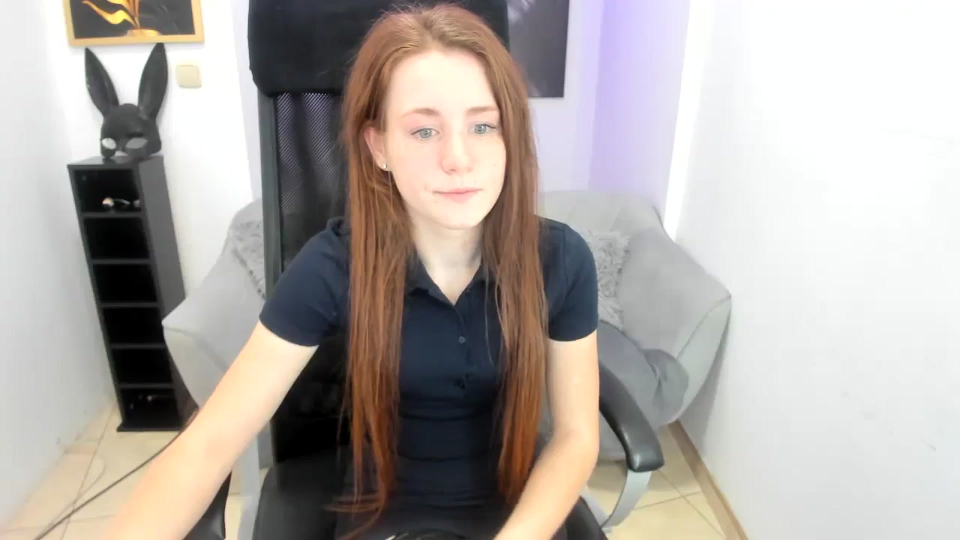 Gallery image thumbnail from Moonshinee's myfreecams stream on, 11/24/2024, 14:31 image 14 of 20