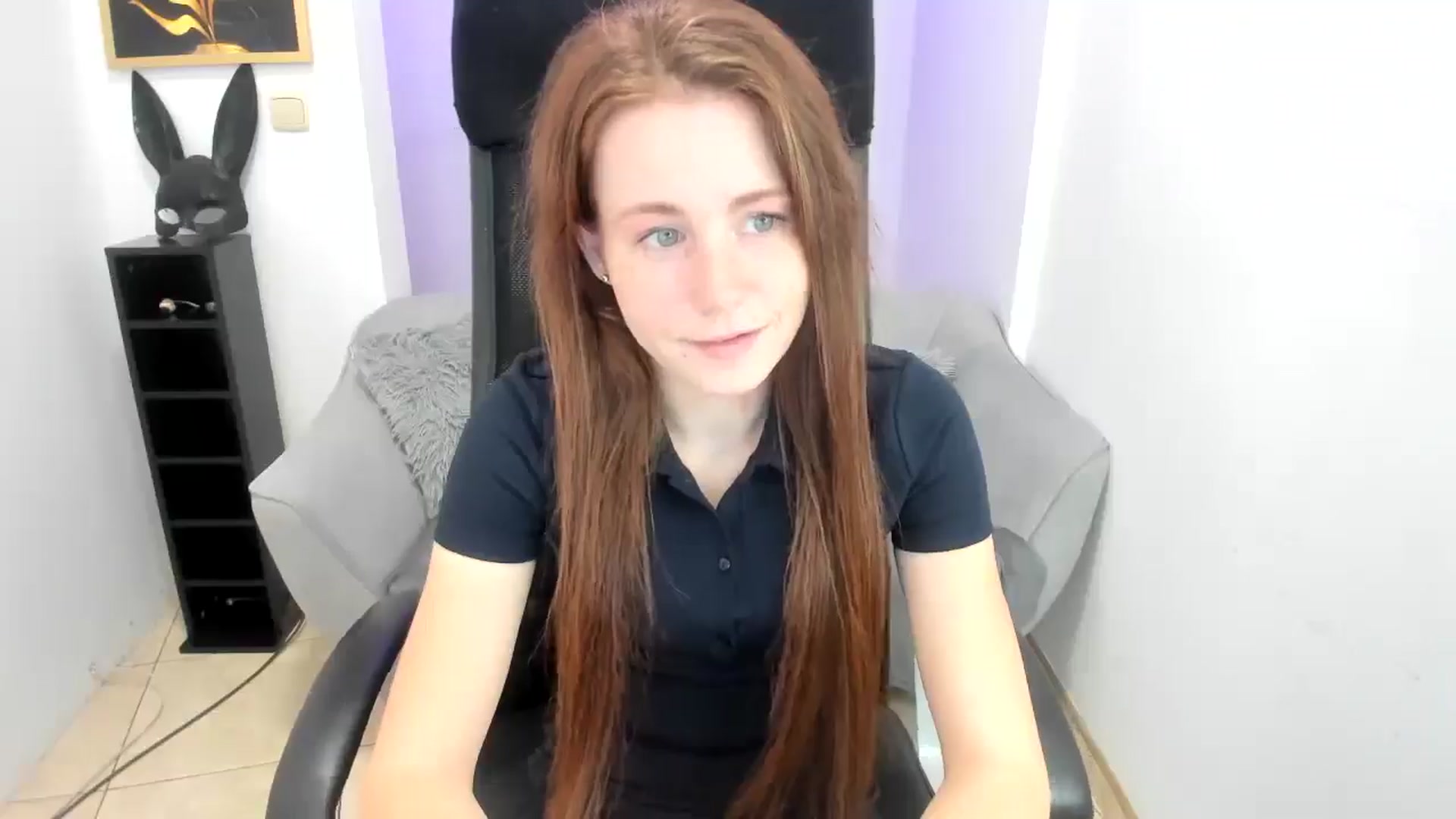 Gallery image thumbnail from Moonshinee's myfreecams stream on, 11/24/2024, 15:04 image 16 of 20