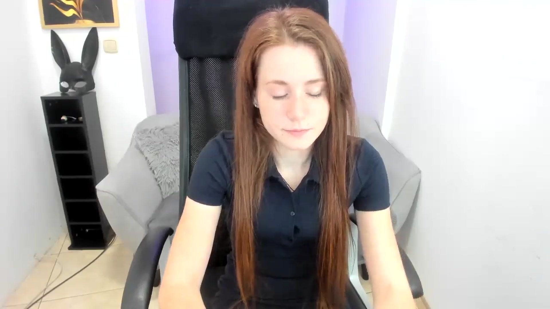 Gallery image thumbnail from Moonshinee's myfreecams stream on, 11/24/2024, 16:53 image 6 of 20