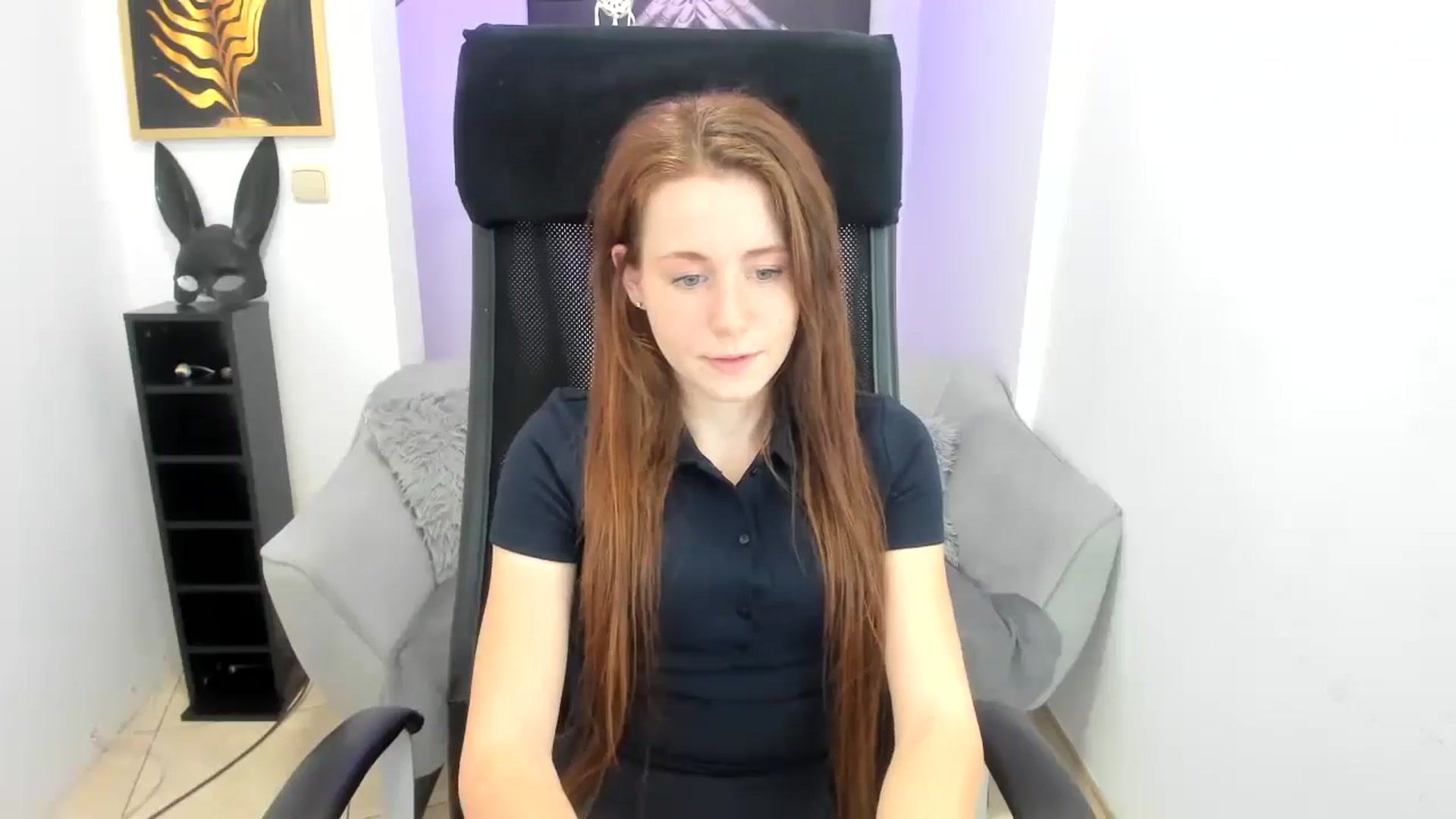 Gallery image thumbnail from Moonshinee's myfreecams stream on, 11/24/2024, 17:46 image 15 of 20