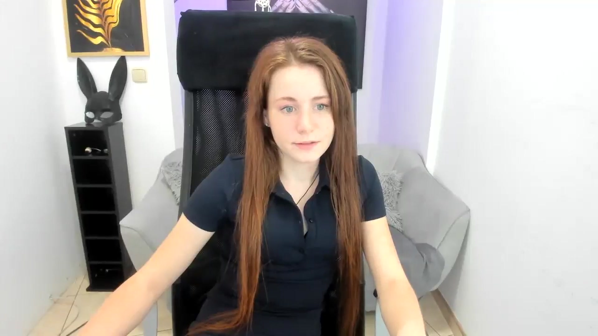 Gallery image thumbnail from Moonshinee's myfreecams stream on, 11/24/2024, 18:40 image 20 of 20