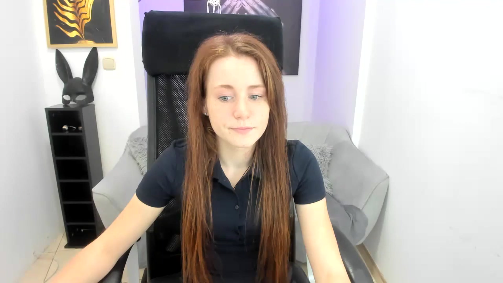 Gallery image thumbnail from Moonshinee's myfreecams stream on, 11/24/2024, 18:40 image 4 of 20