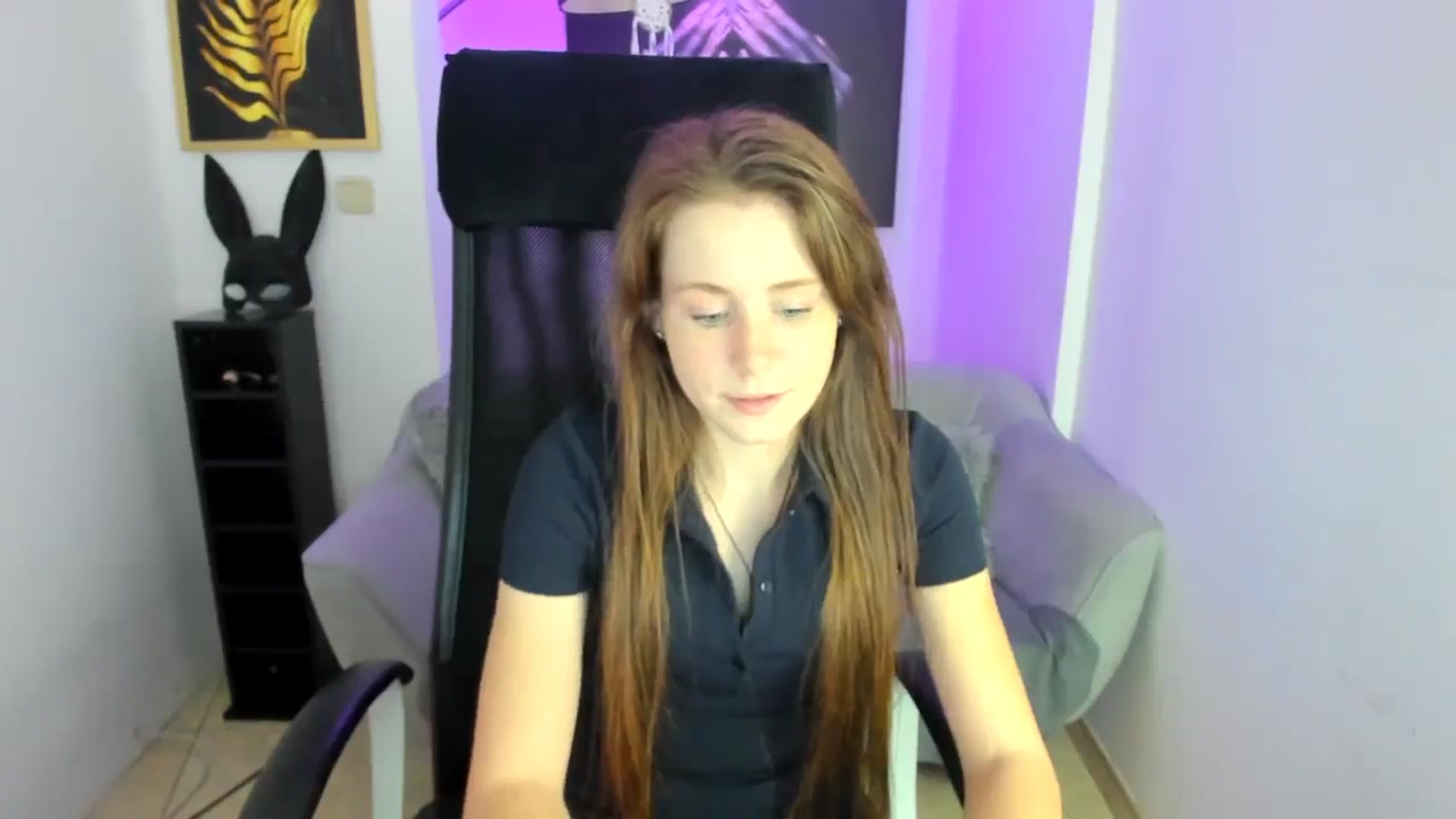 Gallery image thumbnail from Moonshinee's myfreecams stream on, 11/24/2024, 21:14 image 4 of 20