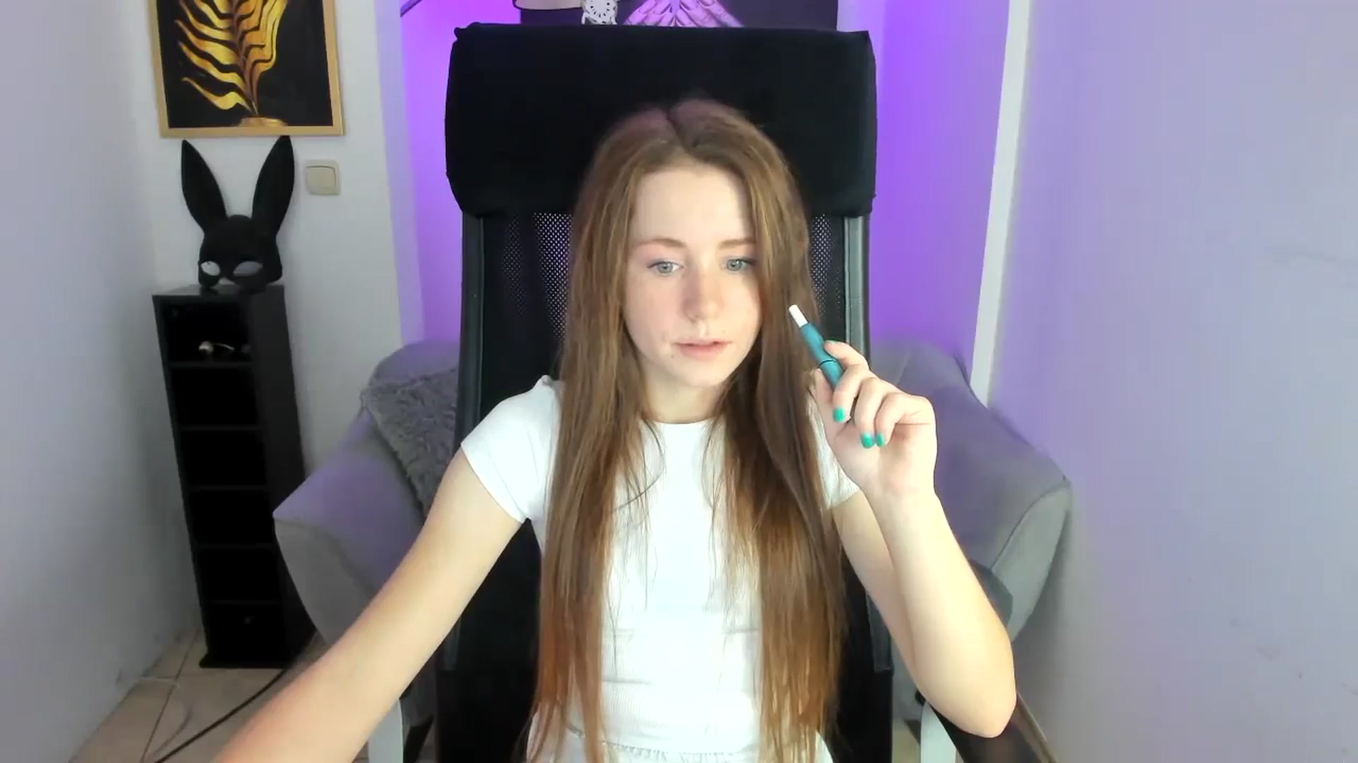 Gallery image thumbnail from Moonshinee's myfreecams stream on, 11/25/2024, 14:31 image 20 of 20