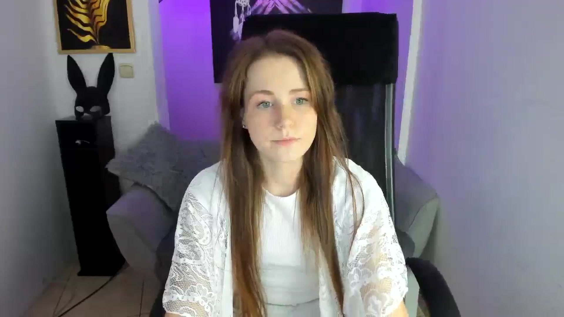 Gallery image thumbnail from Moonshinee's myfreecams stream on, 11/25/2024, 18:24 image 11 of 20