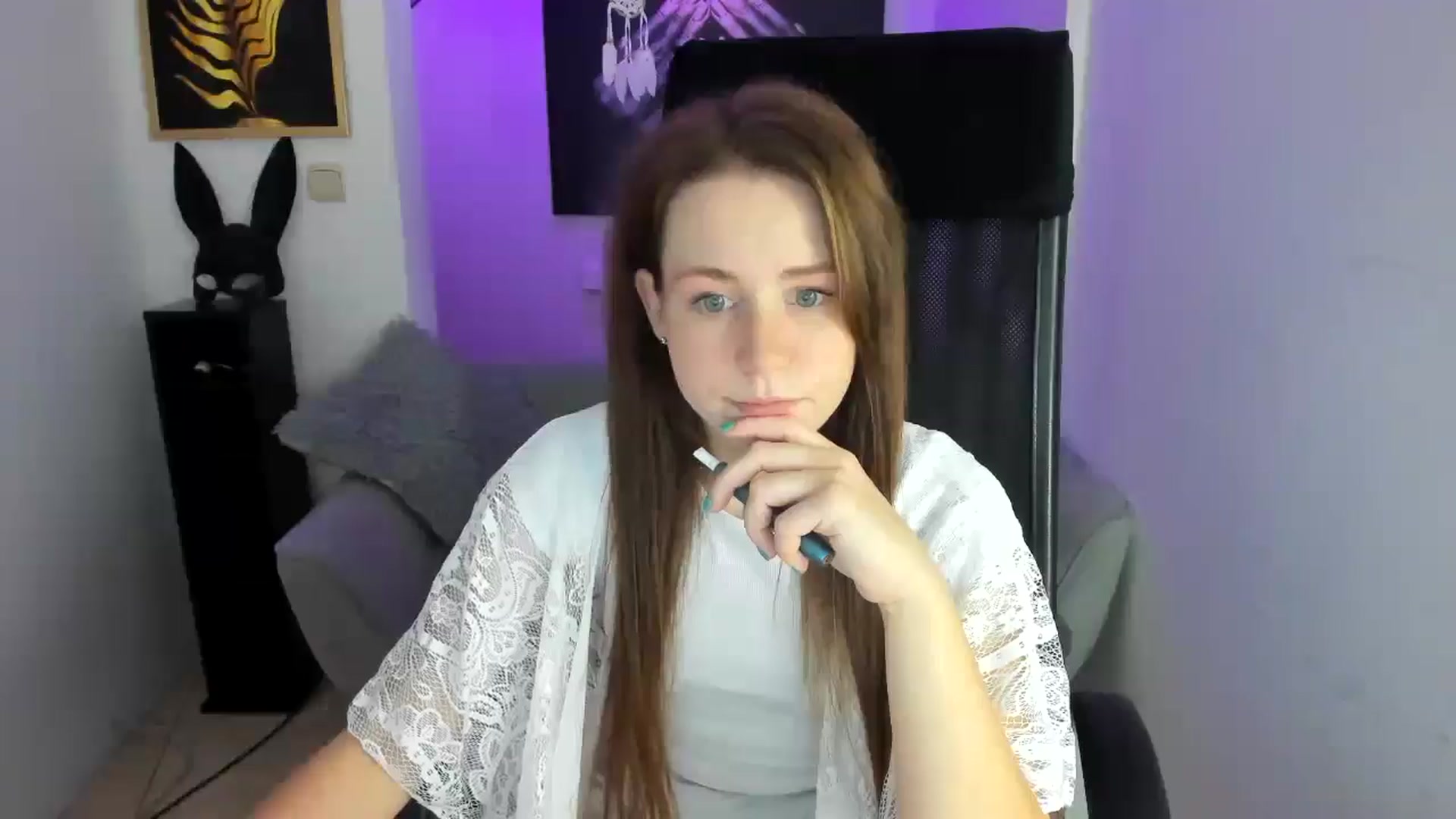 Gallery image thumbnail from Moonshinee's myfreecams stream on, 11/25/2024, 18:24 image 5 of 20