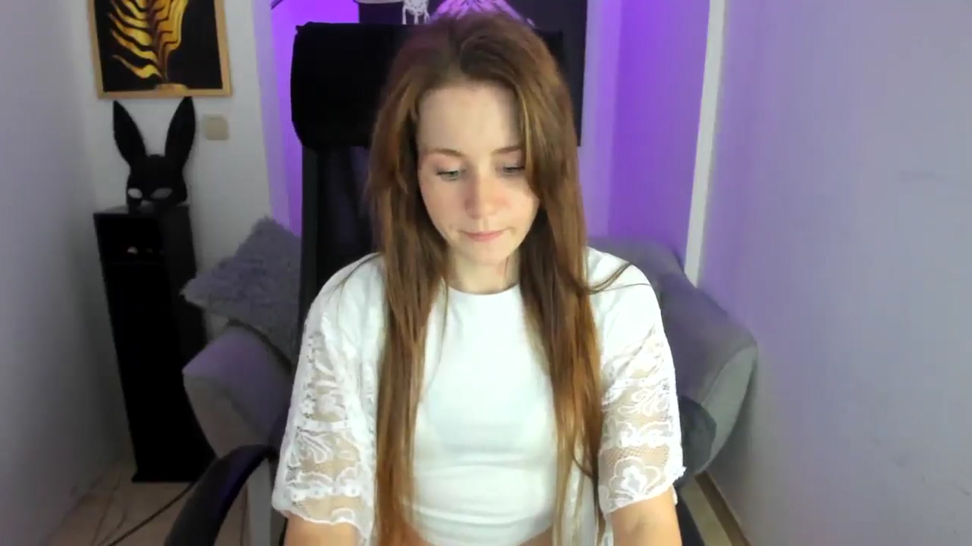 Gallery image thumbnail from Moonshinee's myfreecams stream on, 11/25/2024, 20:16 image 7 of 20