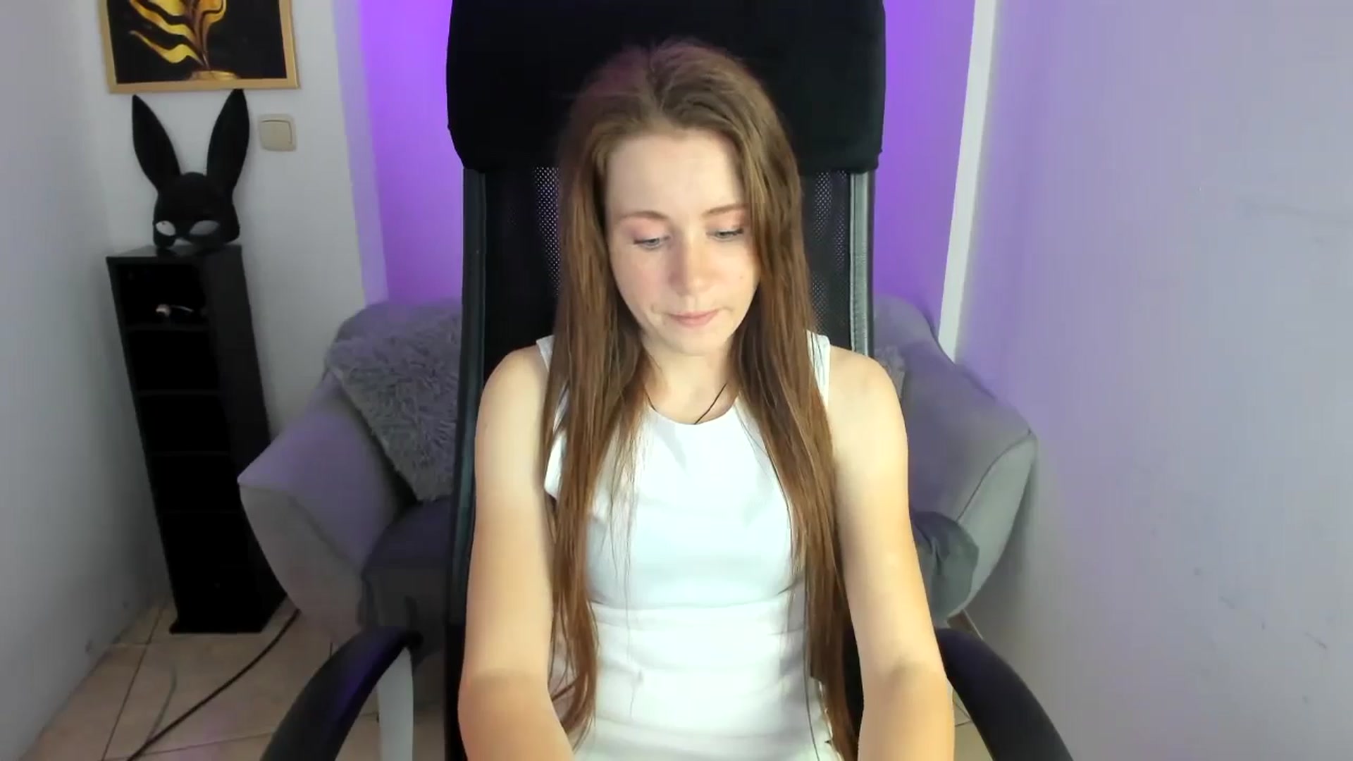 Gallery image thumbnail from Moonshinee's myfreecams stream on, 11/26/2024, 14:55 image 13 of 20