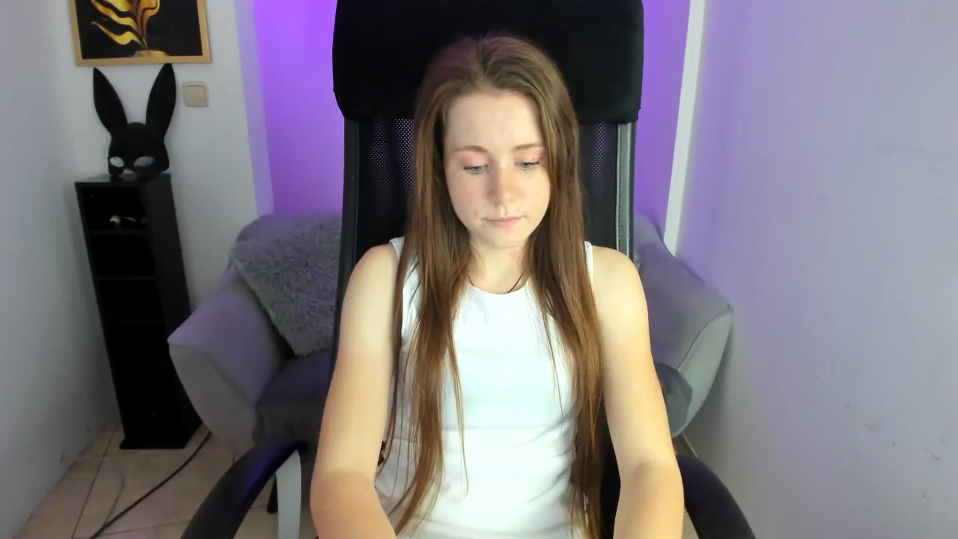 Gallery image thumbnail from Moonshinee's myfreecams stream on, 11/26/2024, 14:55 image 8 of 20