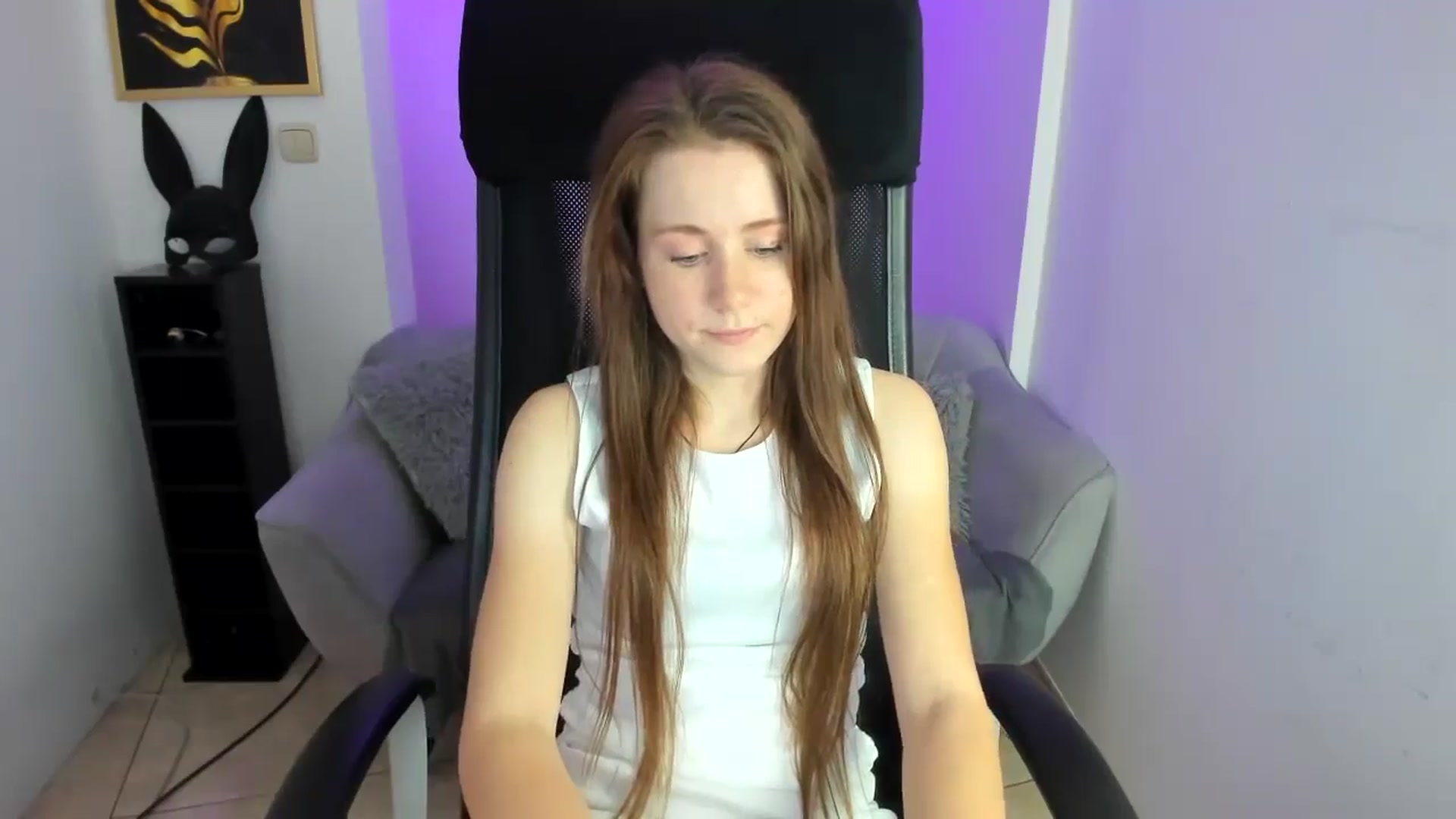 Gallery image thumbnail from Moonshinee's myfreecams stream on, 11/26/2024, 14:55 image 18 of 20