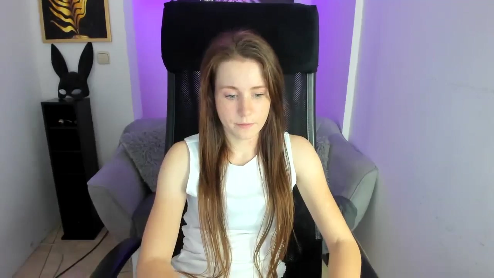 Gallery image thumbnail from Moonshinee's myfreecams stream on, 11/26/2024, 20:58 image 7 of 20