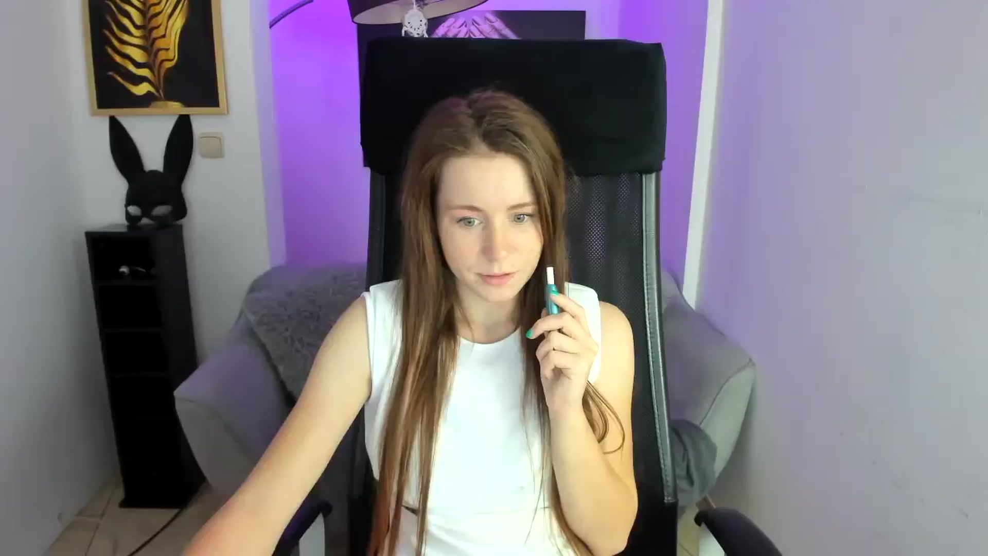 Gallery image thumbnail from Moonshinee's myfreecams stream on, 11/27/2024, 16:54 image 14 of 20