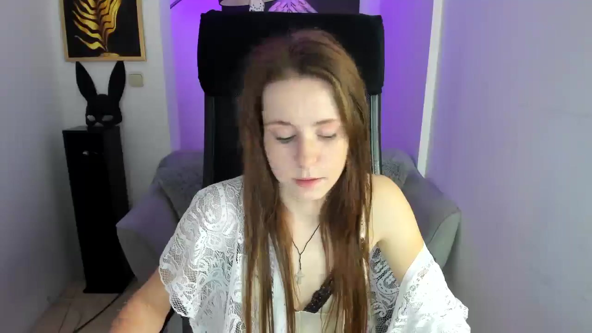 Gallery image thumbnail from Moonshinee's myfreecams stream on, 11/27/2024, 21:02 image 15 of 20