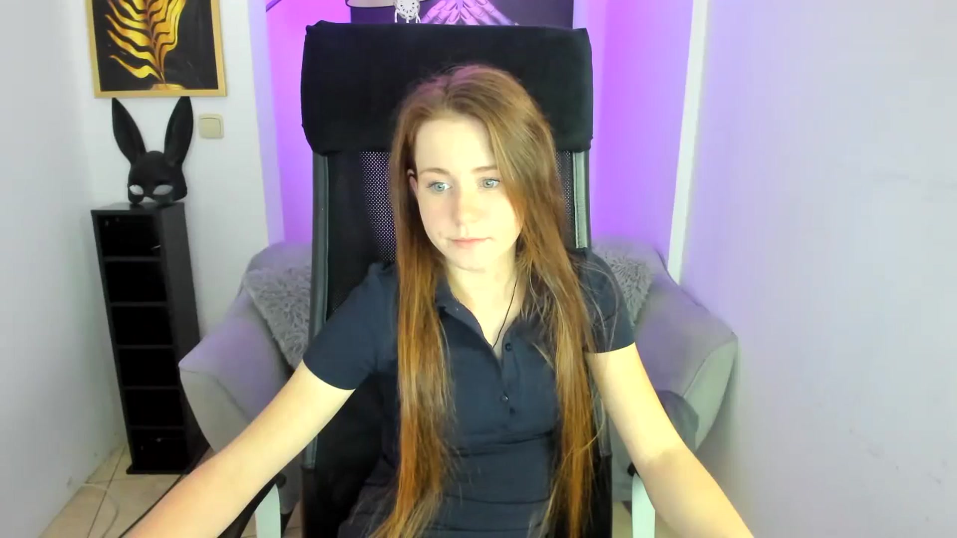 Gallery image thumbnail from Moonshinee's myfreecams stream on, 11/28/2024, 15:17 image 7 of 20