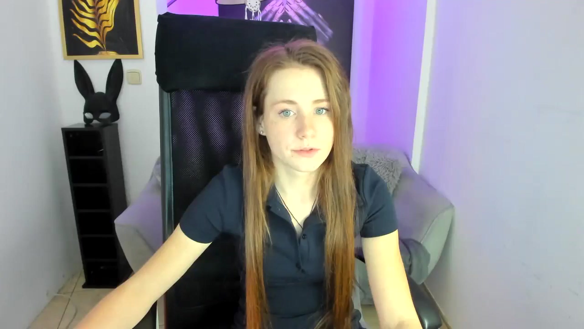 Gallery image thumbnail from Moonshinee's myfreecams stream on, 11/28/2024, 15:17 image 19 of 20