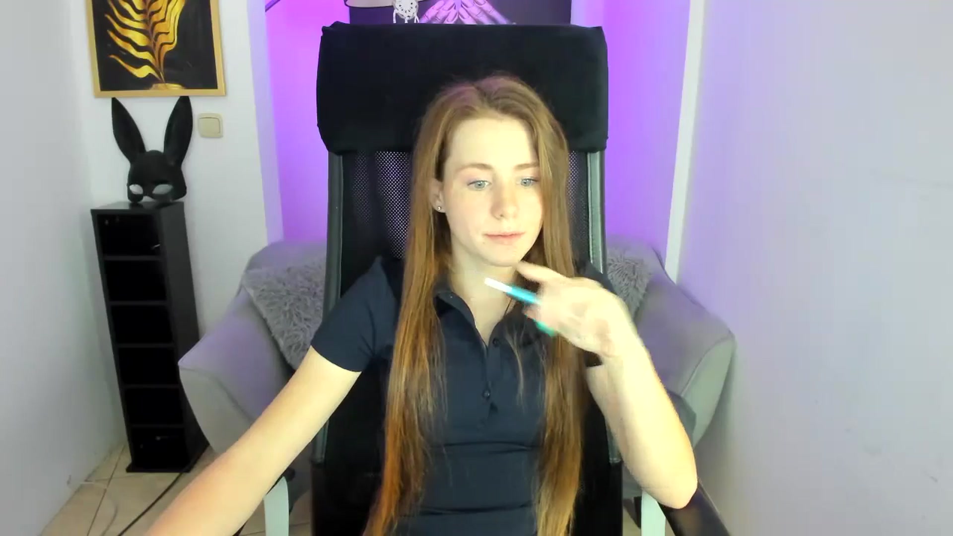 Gallery image thumbnail from Moonshinee's myfreecams stream on, 11/28/2024, 15:17 image 10 of 20