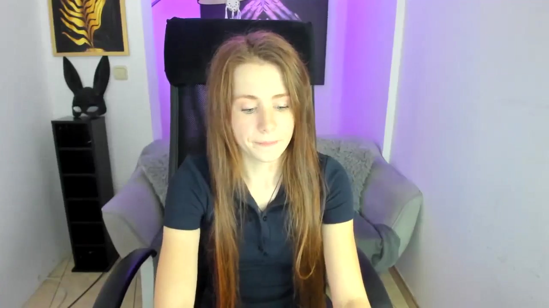 Gallery image thumbnail from Moonshinee's myfreecams stream on, 11/28/2024, 15:17 image 16 of 20