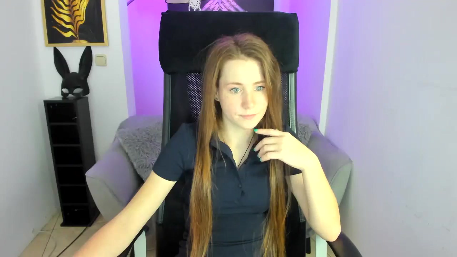 Gallery image thumbnail from Moonshinee's myfreecams stream on, 11/28/2024, 15:17 image 11 of 20