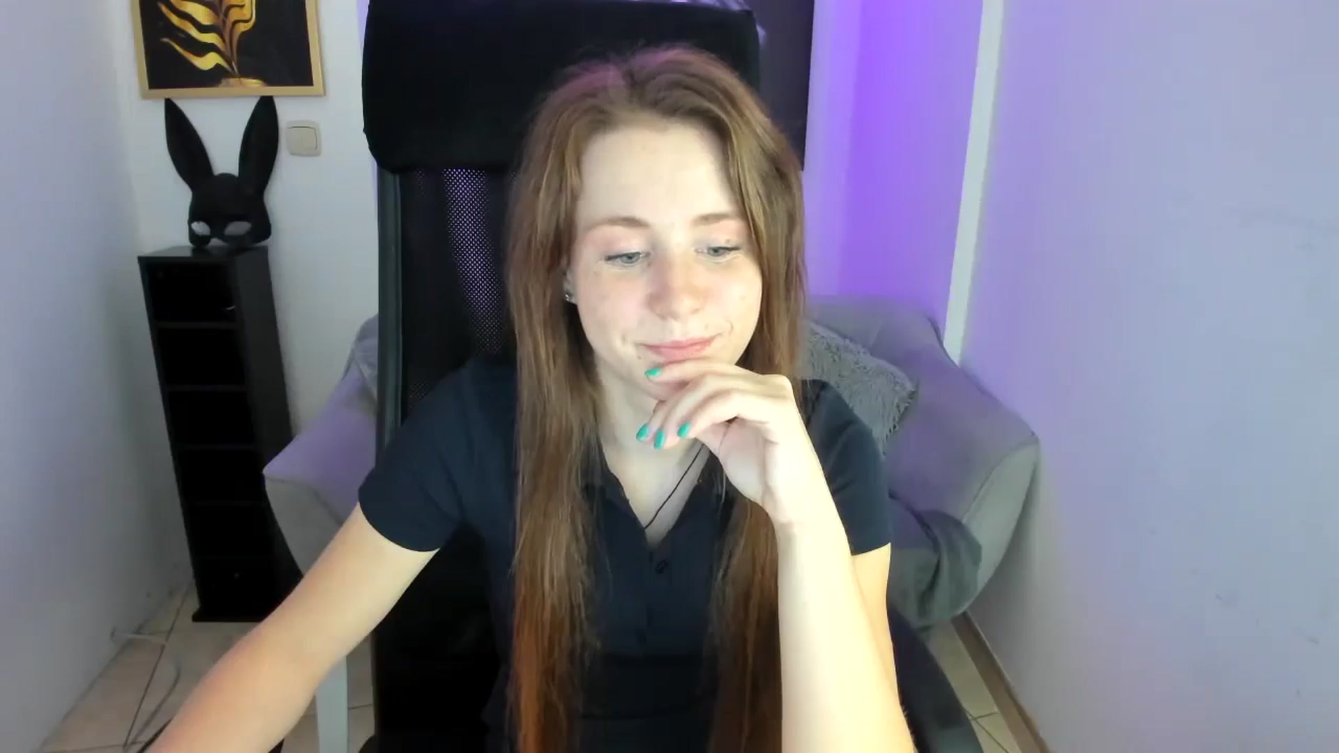 Gallery image thumbnail from Moonshinee's myfreecams stream on, 11/28/2024, 17:44 image 18 of 20