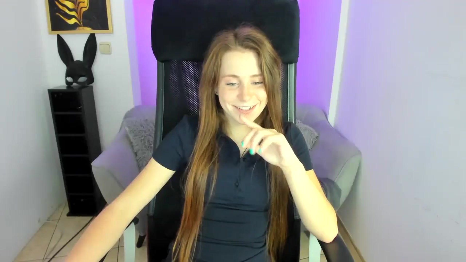 Gallery image thumbnail from Moonshinee's myfreecams stream on, 11/28/2024, 18:56 image 20 of 20