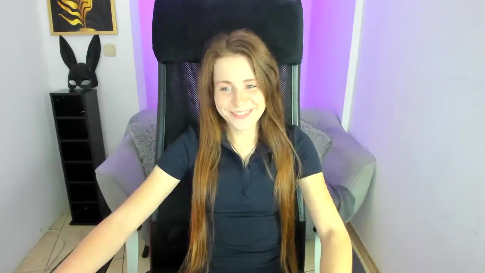 Gallery image thumbnail from Moonshinee's myfreecams stream on, 11/28/2024, 20:35 image 10 of 20