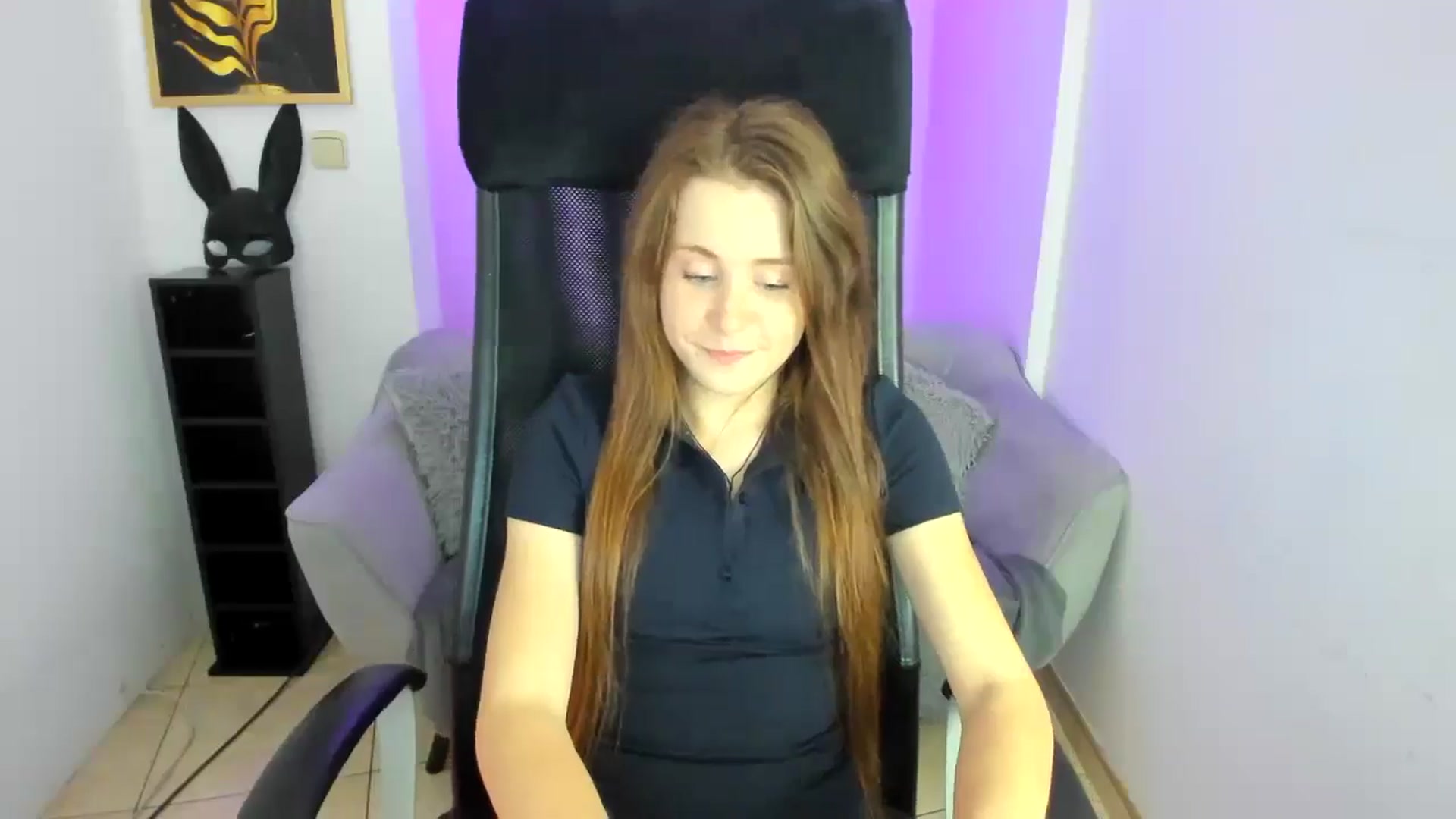Gallery image thumbnail from Moonshinee's myfreecams stream on, 11/28/2024, 20:35 image 7 of 20