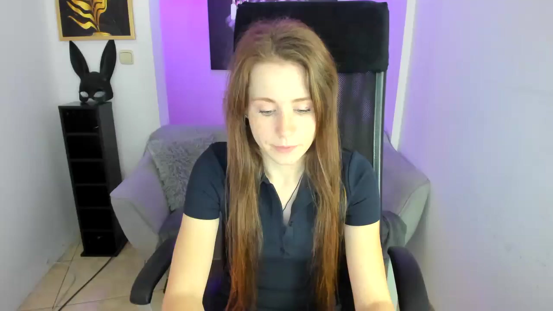 Gallery image thumbnail from Moonshinee's myfreecams stream on, 11/28/2024, 21:01 image 1 of 20