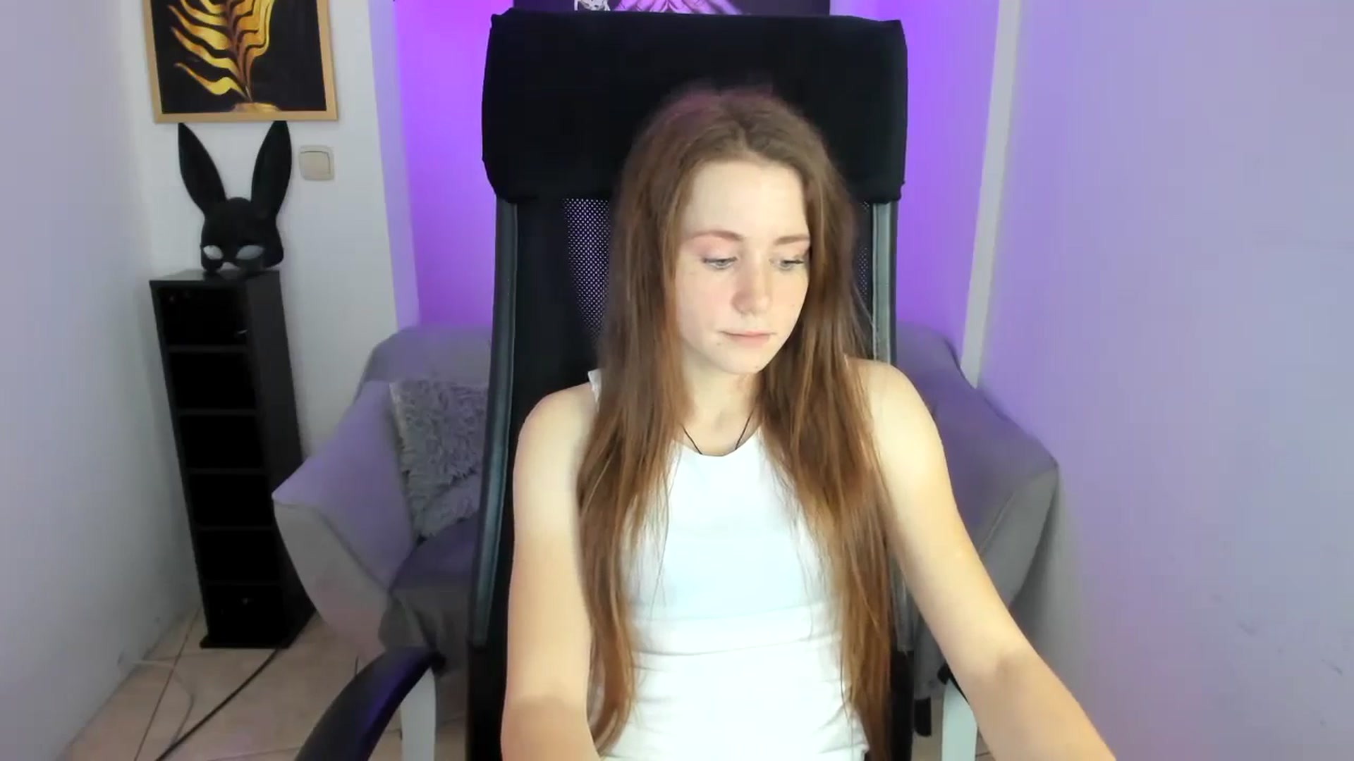 Gallery image thumbnail from Moonshinee's myfreecams stream on, 11/29/2024, 13:51 image 5 of 20