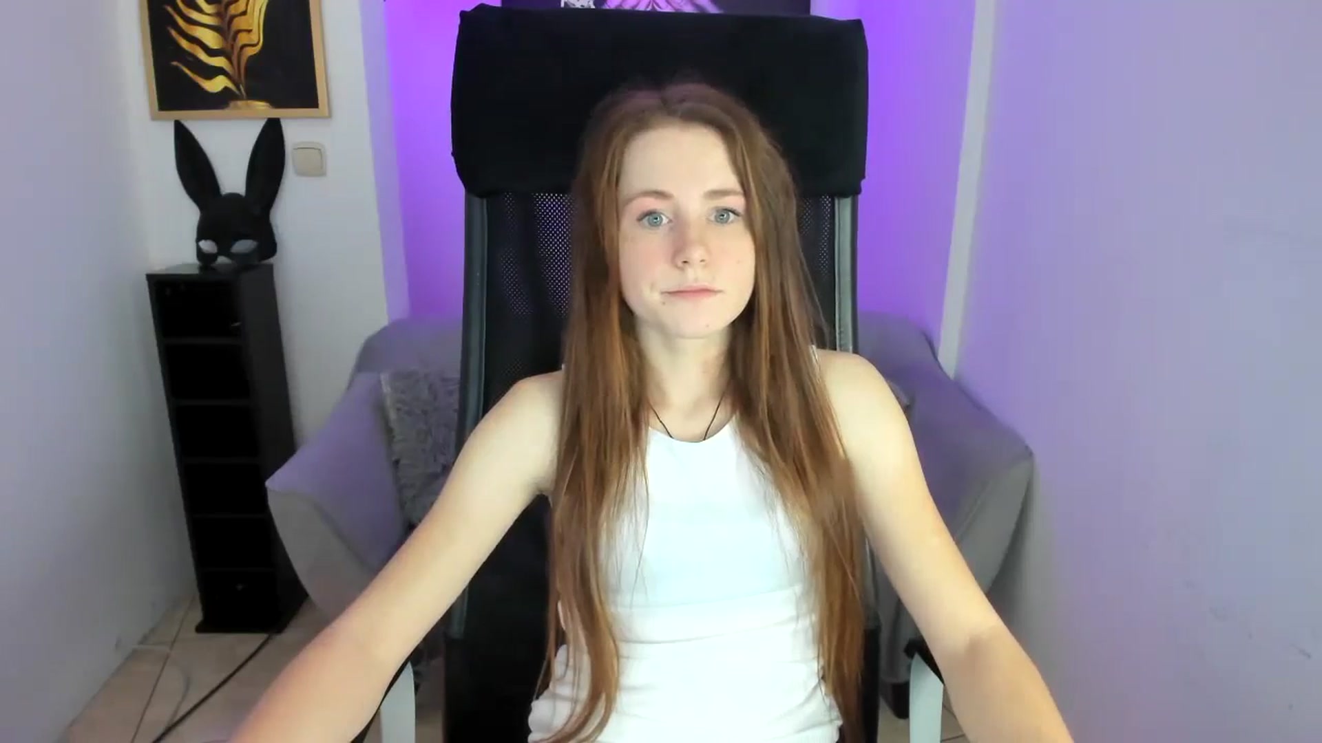 Gallery image thumbnail from Moonshinee's myfreecams stream on, 11/29/2024, 13:51 image 4 of 20