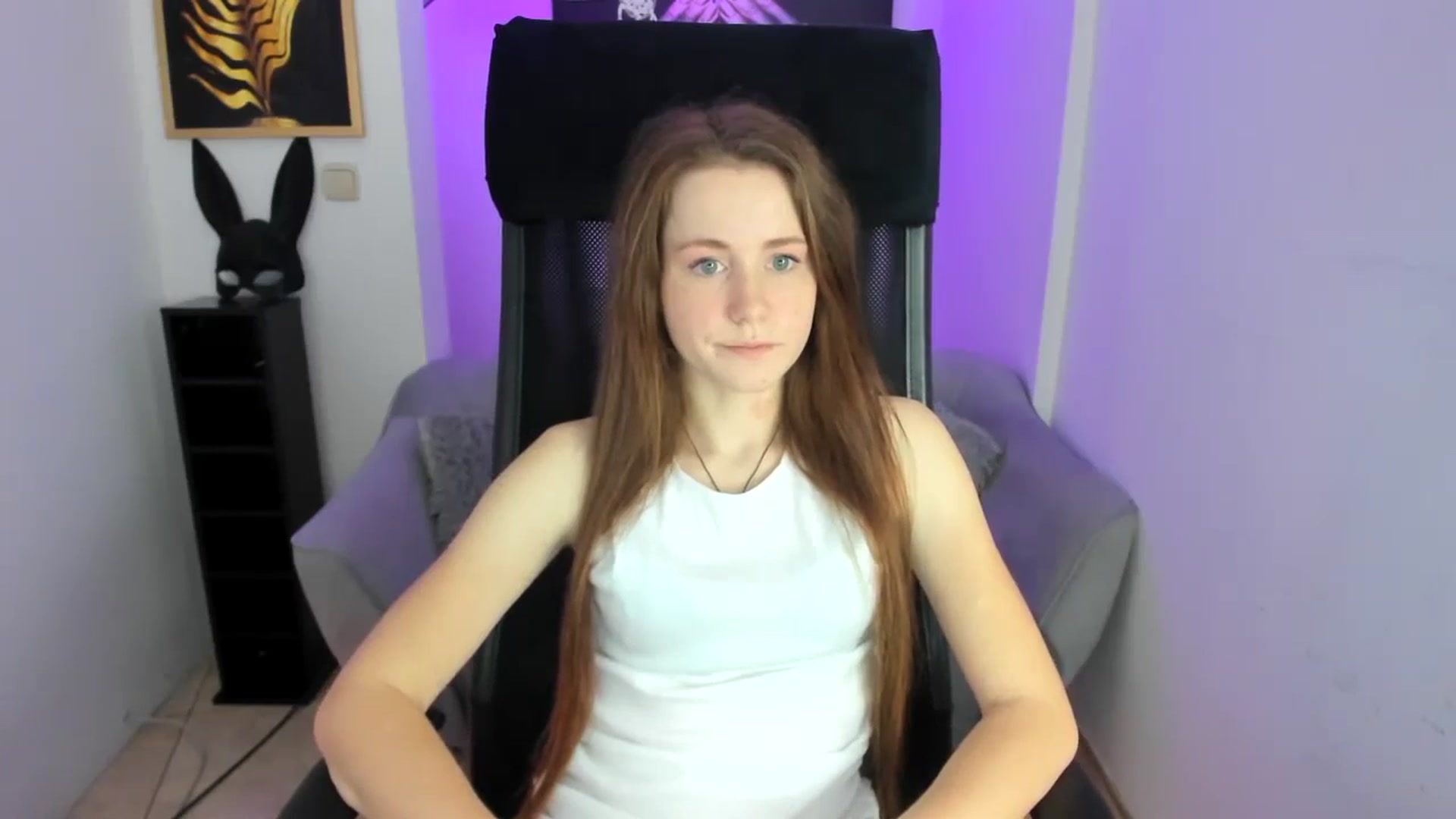 Gallery image thumbnail from Moonshinee's myfreecams stream on, 11/29/2024, 14:38 image 4 of 20